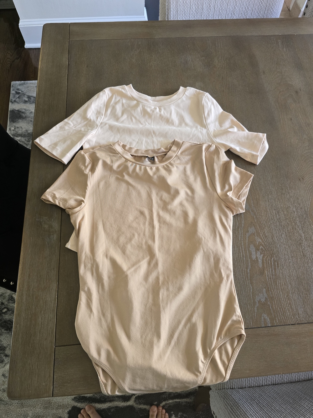 SHEIN Short Sleeve Crew Neck Bodysuit Set in White & Beige